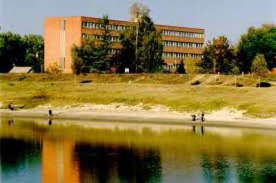 Eötvös József Főiskola